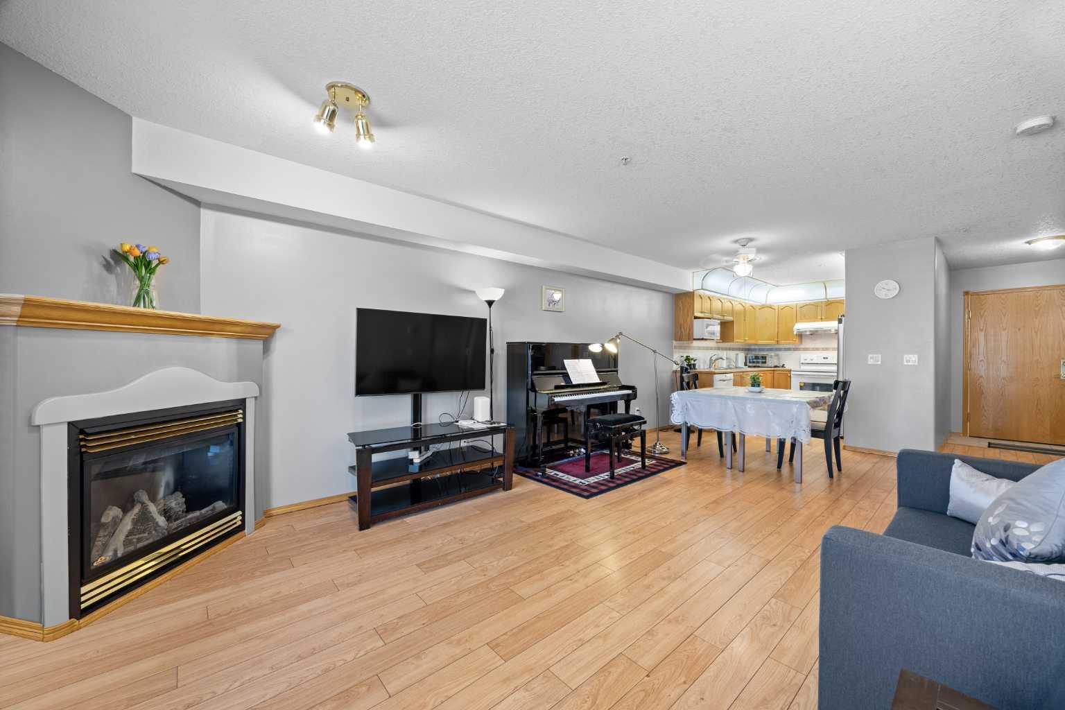 728 Country Hills Road NW 135