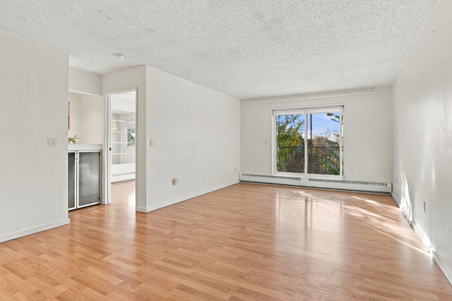 21 Dover Point SE 417
