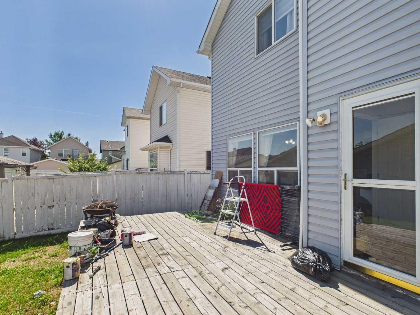 197 Tarington Close NE