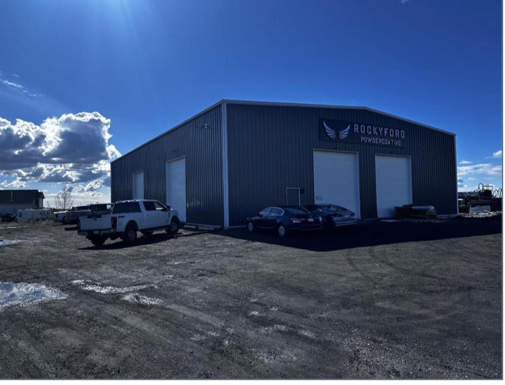 Photo of 251223 Sunshine Road, Rural Rocky View County, AB T1Z 0M6 (MLS # A2287185)