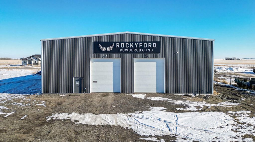 Photo of 251223 Sunshine Road, Rural Rocky View County, AB T1Z 0M6 (MLS # A2287185)