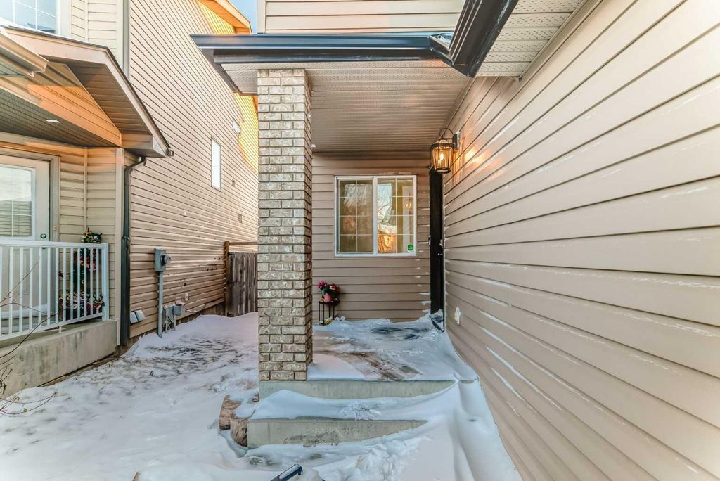 Photo of 49 COVEBROOK Place NE, Calgary, AB T3K 0C9 (MLS # A2276521)