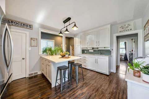 Photo of 101 S Railway Street, Okotoks, AB T1S 1K6 (MLS # A2334912)