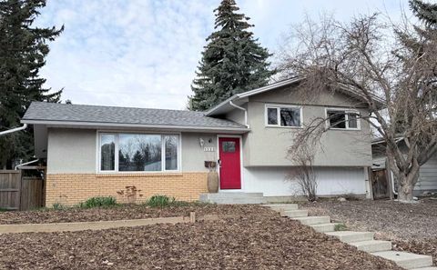 Photo of 1323 University Drive NW, Calgary, AB T2N 3Y8 (MLS # A2296919)