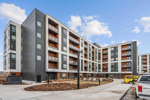 8500 19 Avenue SE 3218 Calgary AB T2A 0M8