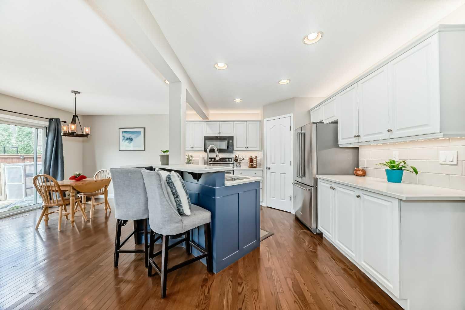 54 Cougarstone Mews SW