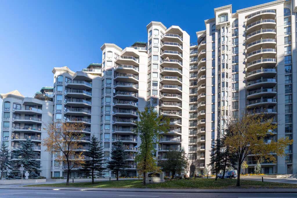 Photo of 1108 6 Avenue SW #404, Calgary, AB T2P 5K1 (MLS # A2300939)