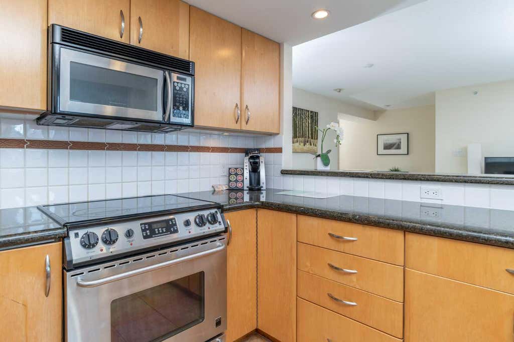 Photo of 1108 6 Avenue SW #404, Calgary, AB T2P 5K1 (MLS # A2300939)