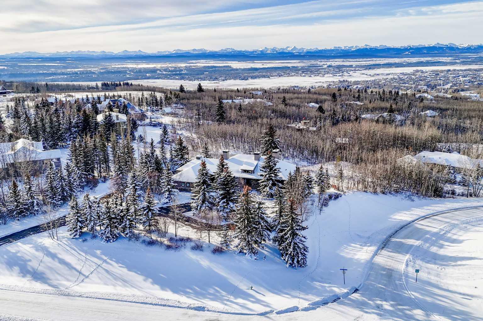 27 Pinnacle Ridge Drive SW