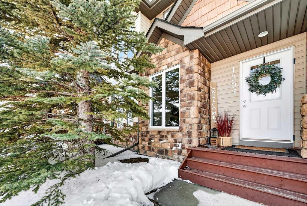 Photo of 2445 Kingsland Road SE #1207, Airdrie, AB T4A 0B6 (MLS # A2289883)