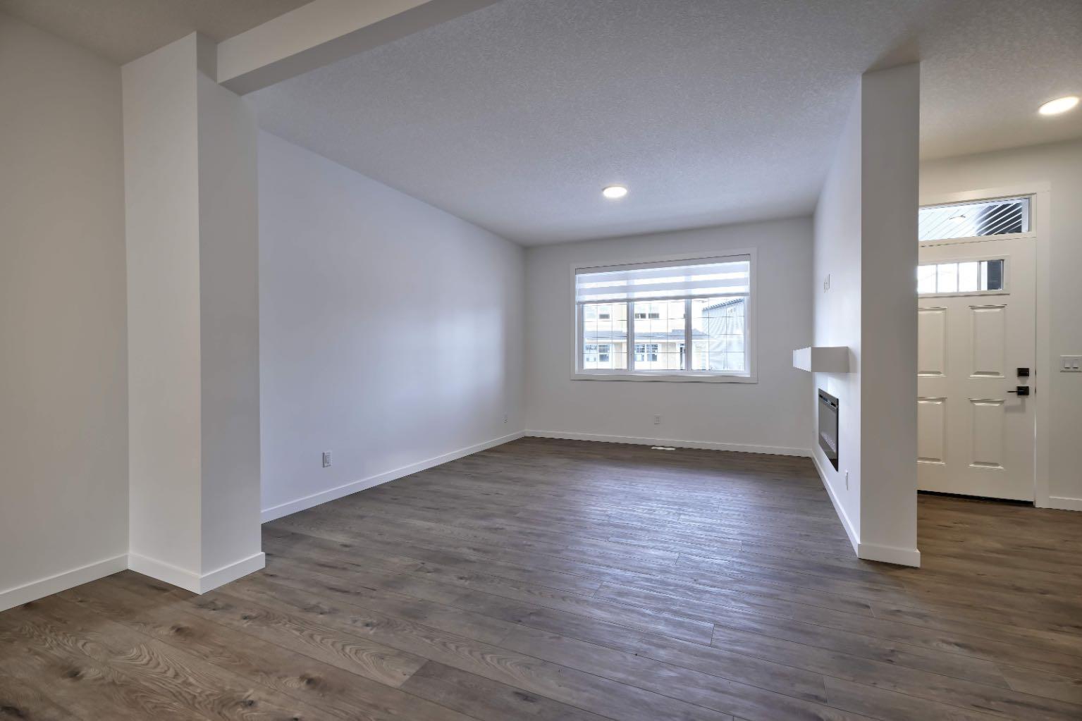 45 Legacy Point Terrace SE