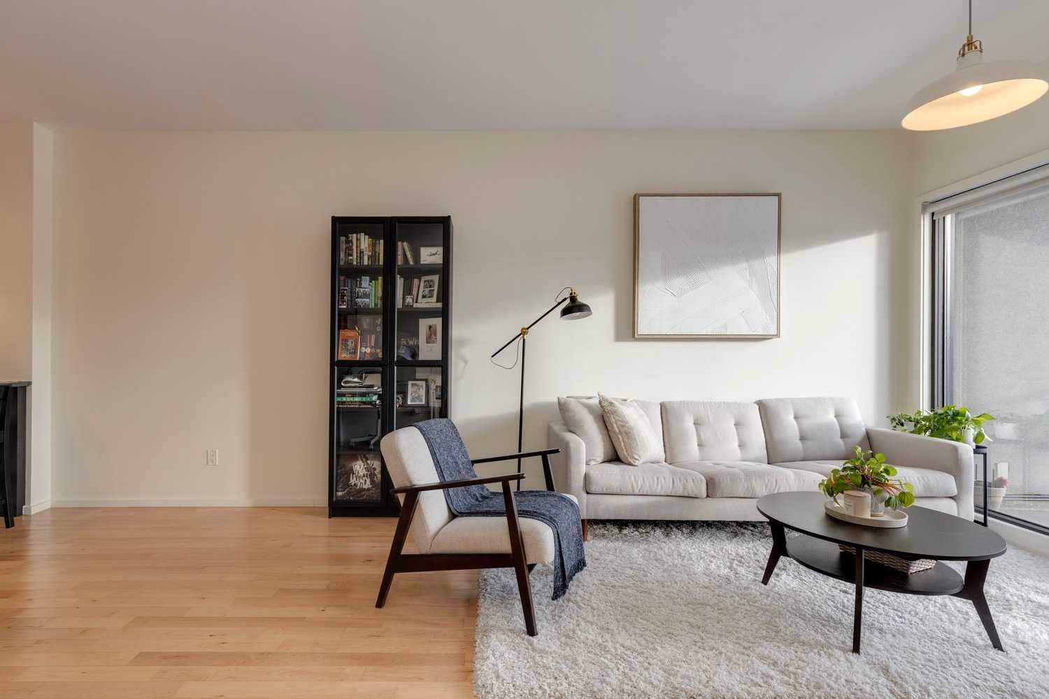 414 Meredith Road NE 202