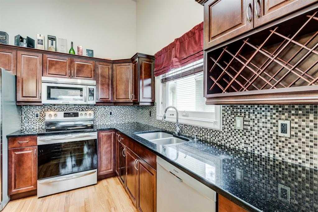 33 Sandringham Road NW