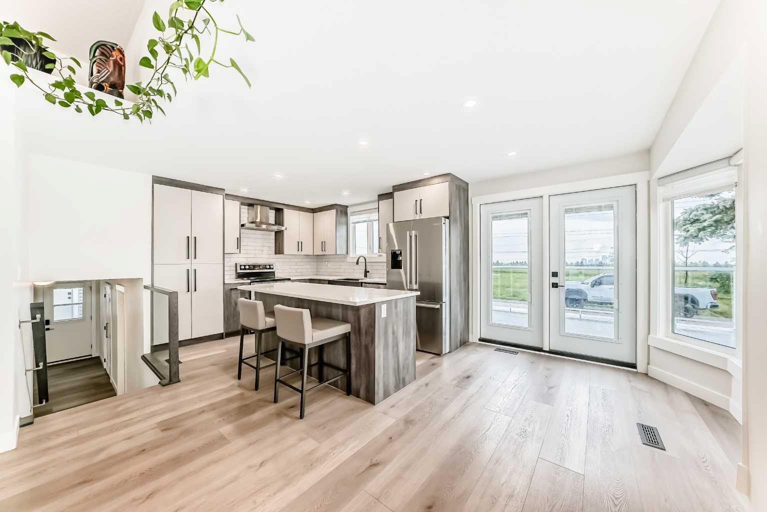 39 Strandell Crescent SW