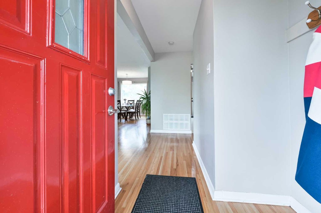 Photo of 4027 19 Street NW, Calgary, AB T2L 2B7 (MLS # A2341938)