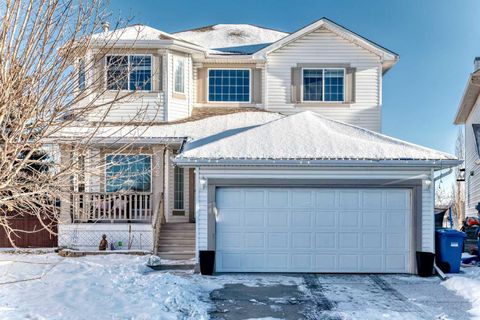 232 Coral Keys Place NE Calgary AB T3J 3W8