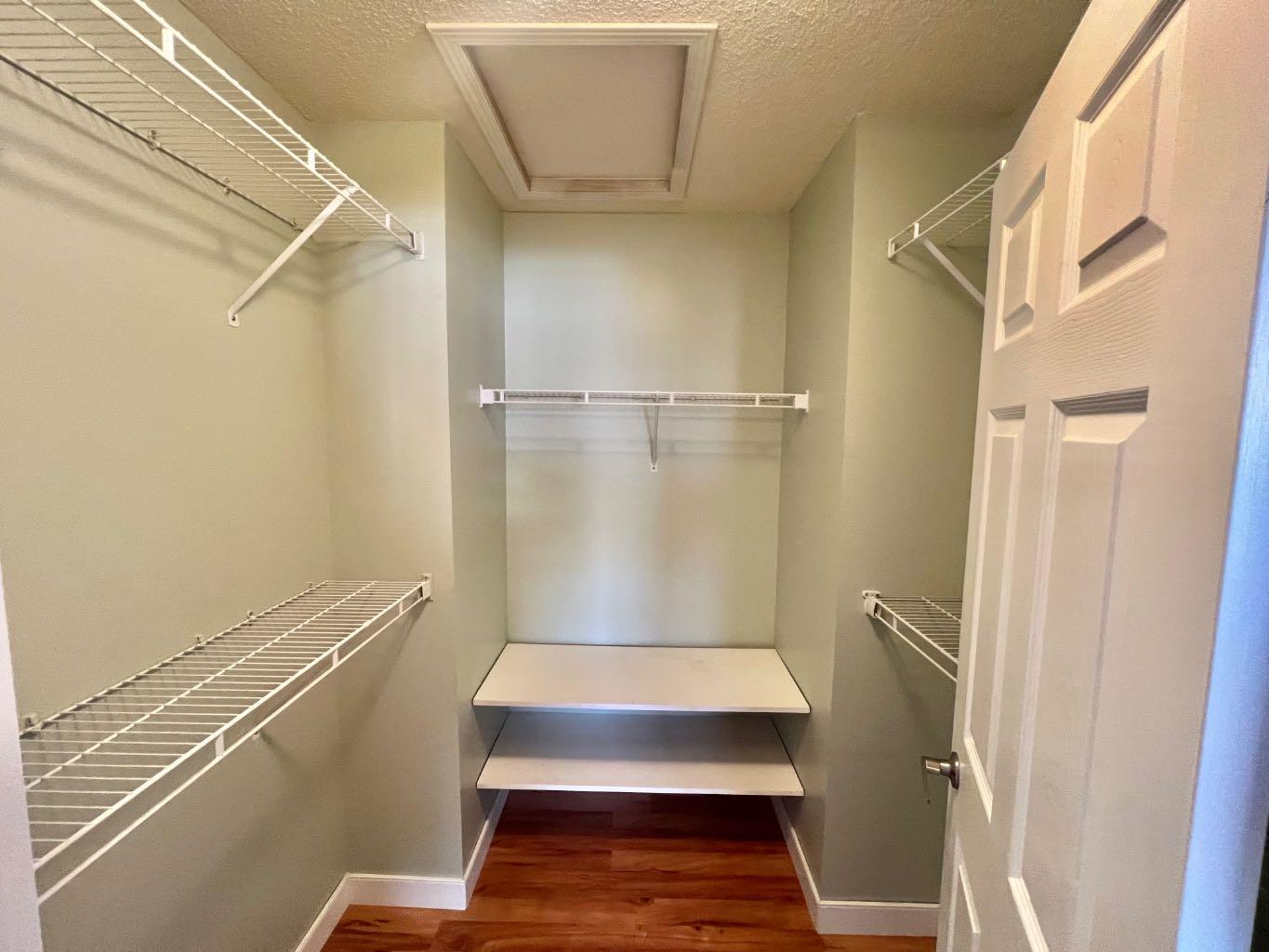 123 Country Hillas Villas NW