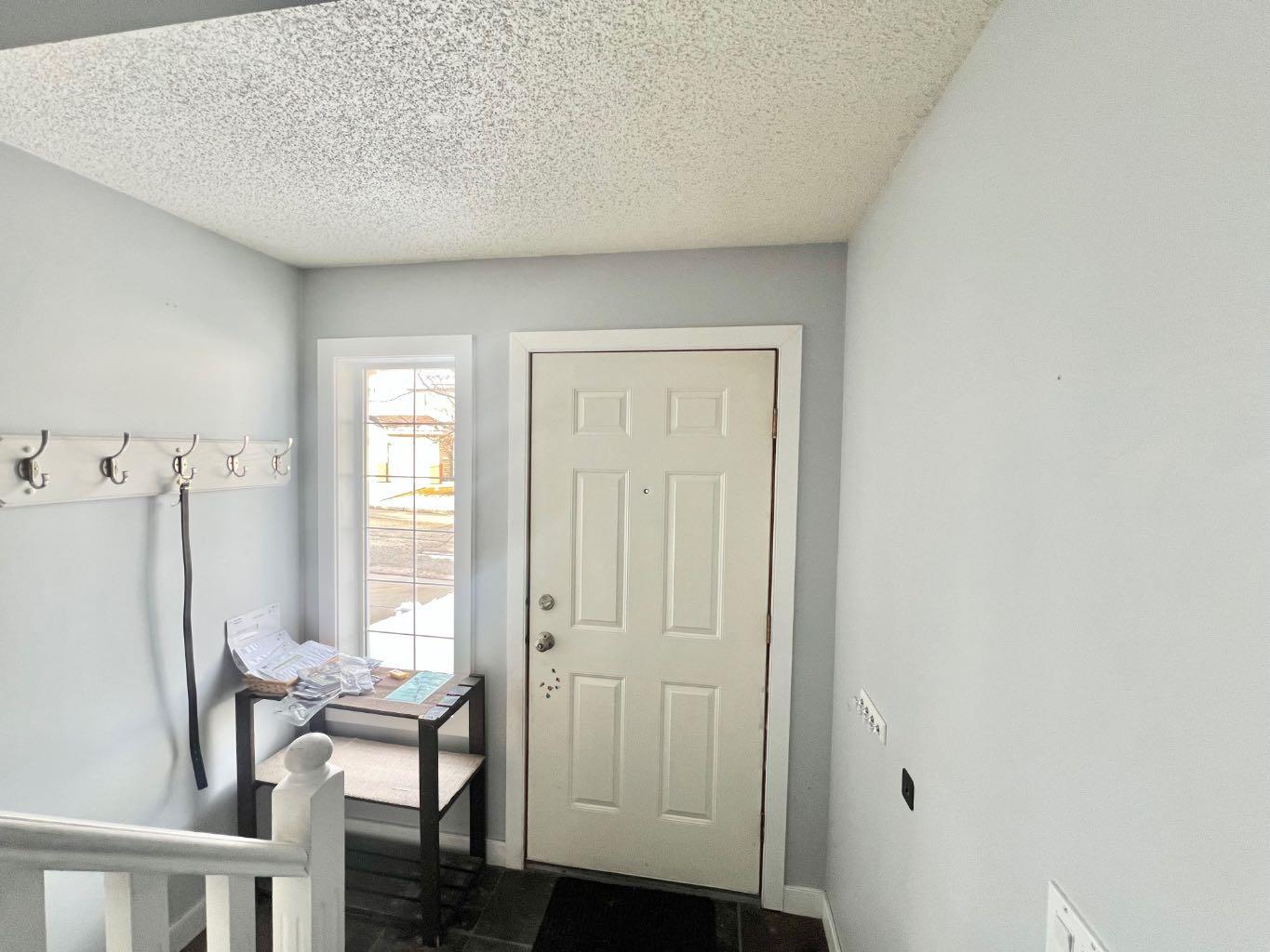 123 Country Hills Villas NW