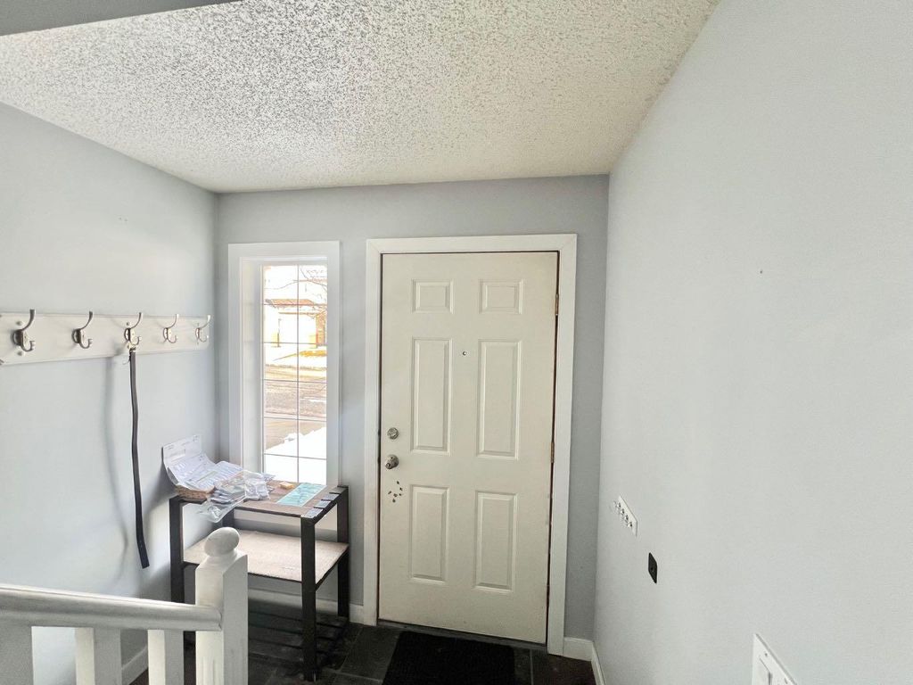 Photo of 123 Country Hills Villas NW, Calgary, AB T3K 4S8 (MLS # A2301176)