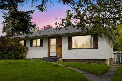173 Gordon Drive SW Calgary AB T3E 5B1