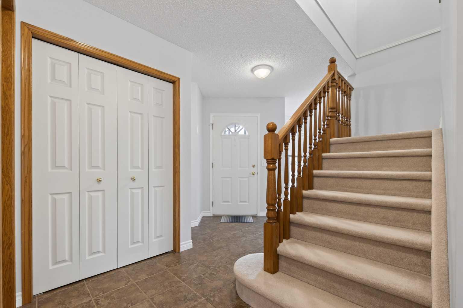 88 Scenic Gardens NW