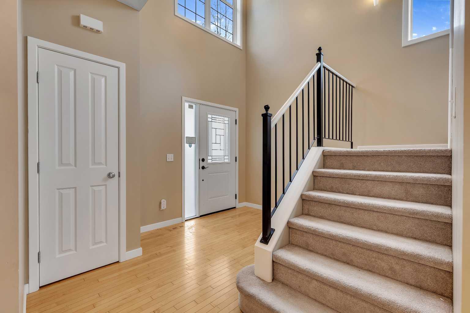 119 Valley Stream Circle NW