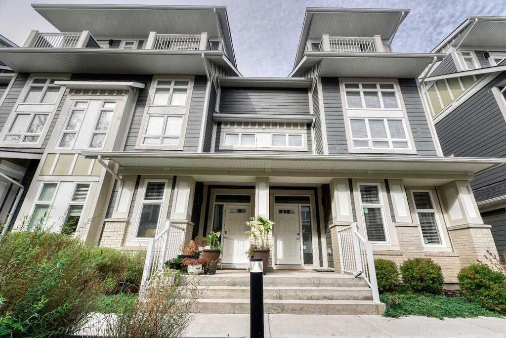 Photo of 197 Silverado Plains Park SW, Calgary, AB T2X 1Y9 (MLS # A2324547)
