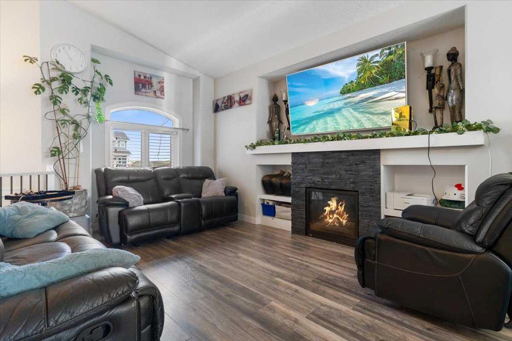 Photo of 8601 72 Avenue, Grande Prairie, AB T8X 0N9 (MLS # A2287433)