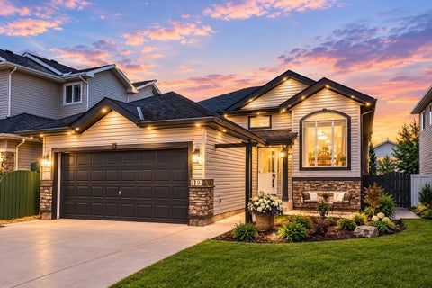 Photo of 119 Stonegate Crescent NW, Airdrie, AB T4B 2P2 (MLS # A2352206)