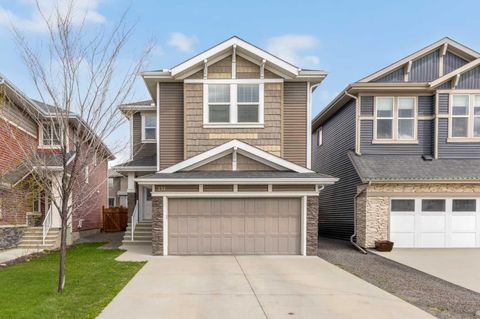 Photo of 131 Sherwood Street NW, Calgary, AB T3R 0P1 (MLS # A2306053)