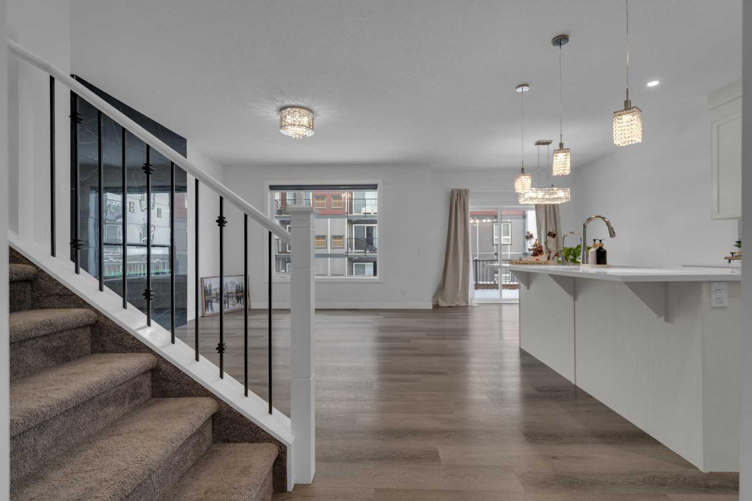 - Dawson Harbour Heights 208