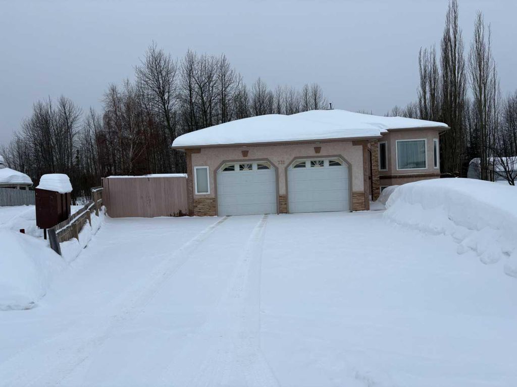 Photo of 732 9 Street SW, Slave Lake, AB T0G 2A4 (MLS # A2288257)
