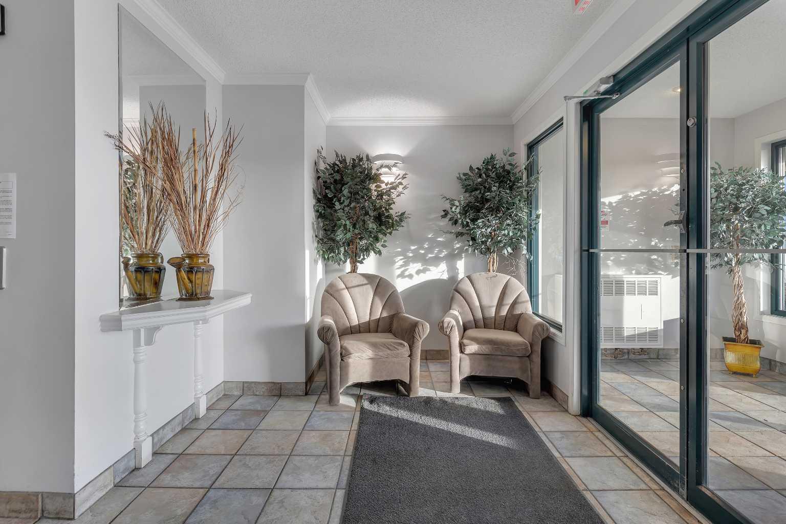 7 Harvest Gold Manor NE 313