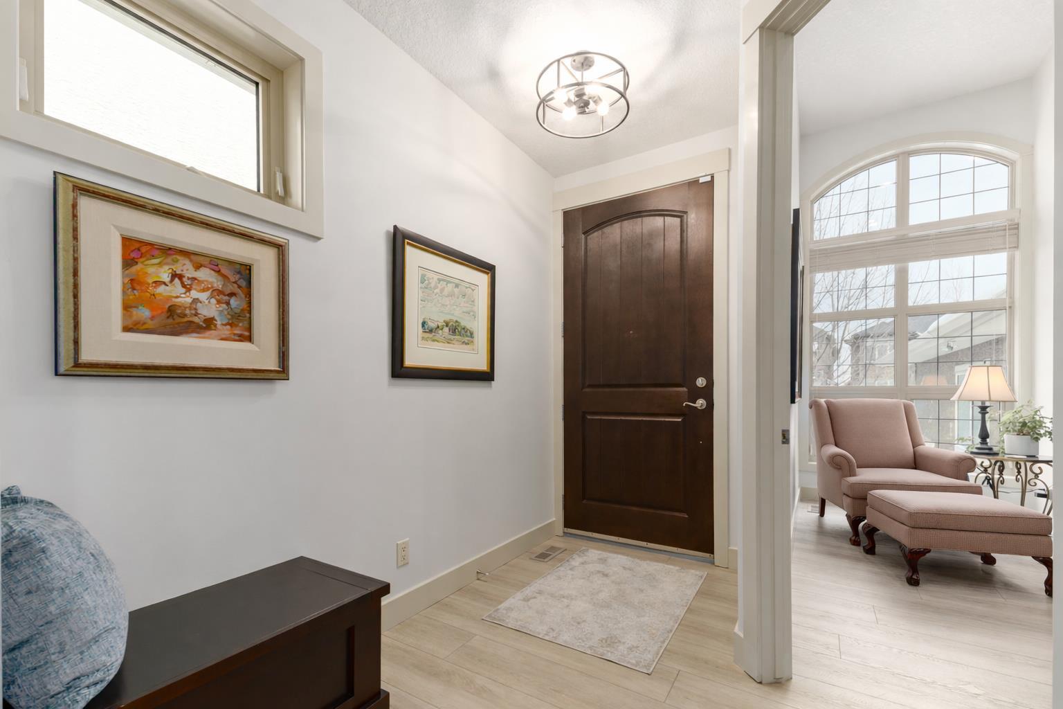 551 Evergreen Circle SW