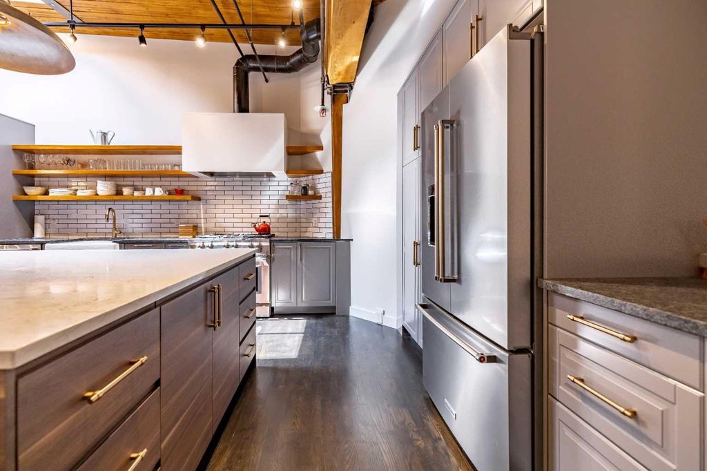 Photo of 535 10 Avenue SW #505, Calgary, AB T2R 0A8 (MLS # A2302317)