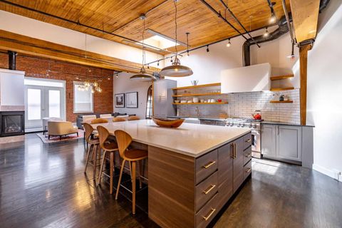 Photo of 535 10 Avenue SW #505, Calgary, AB T2R 0A8 (MLS # A2302317)