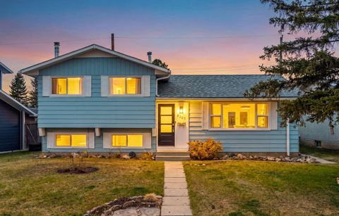 Photo of 5207 5 Avenue SE, Calgary, AB T2A 4X9 (MLS # A2308700)