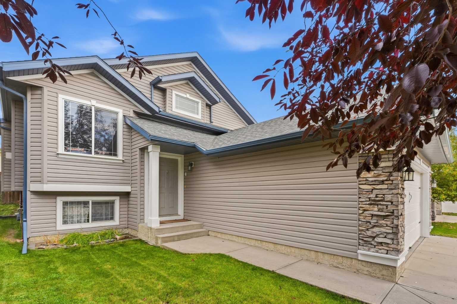 141 Thornfield Close SE