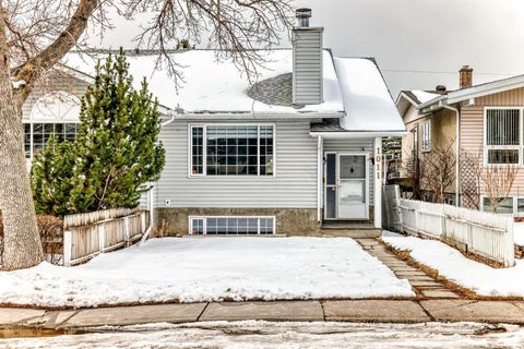 Photo of 1011 17A Street NE, Calgary, AB T2E 4V2 (MLS # A2298602)