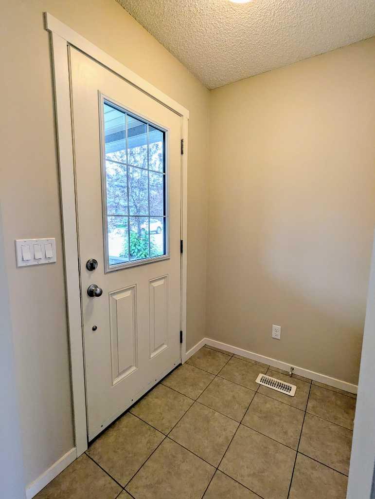 187 Evansborough Way NW