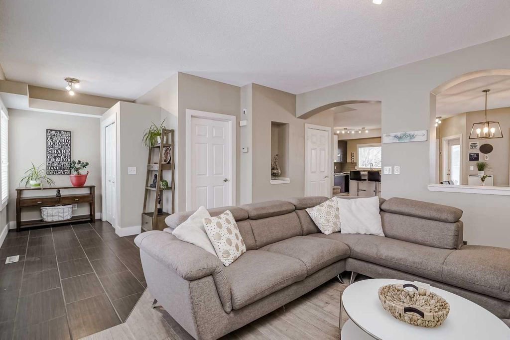 Photo of 260 Chaparral Ridge Circle SE, Calgary, AB T2X 3M6 (MLS # A2314425)