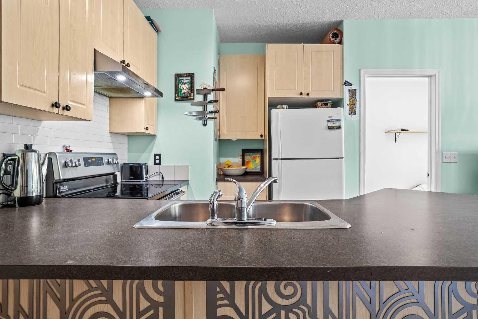 176 Kananaskis Way 203