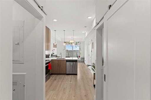 76 Cornerstone Passage NE 2424