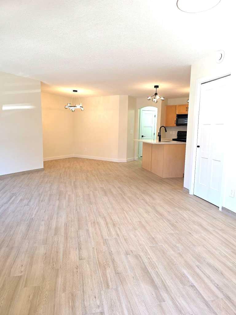 4 Everridge Square SW 104