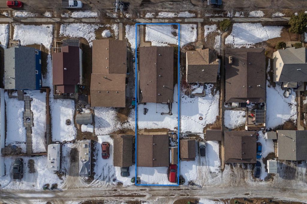 Photo of 5223 42 Street, Camrose, AB T4V 1A7 (MLS # A2286650)