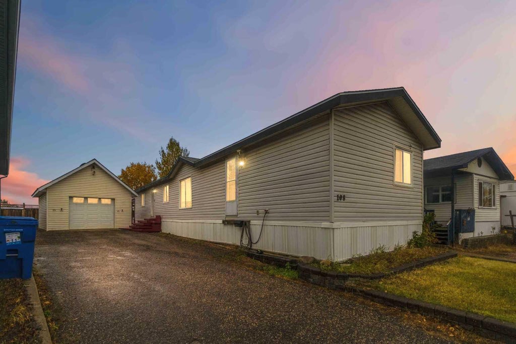 Photo of 108 Gregoire Crescent, Fort McMurray, AB T9H 2L2 (MLS # A2351829)