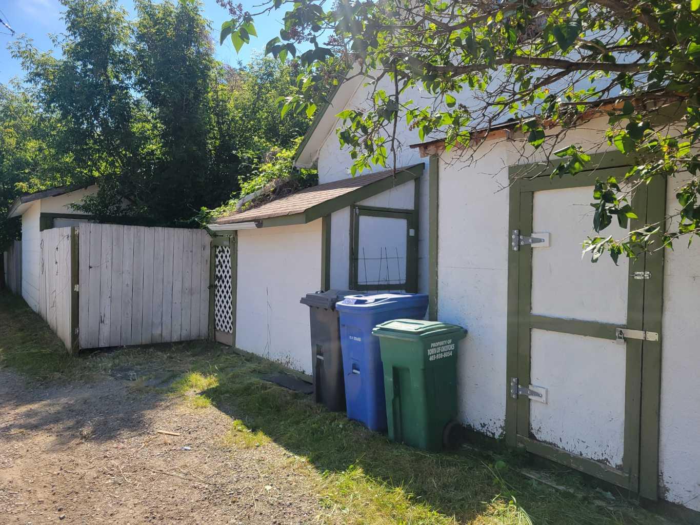 1 Elm Avenue