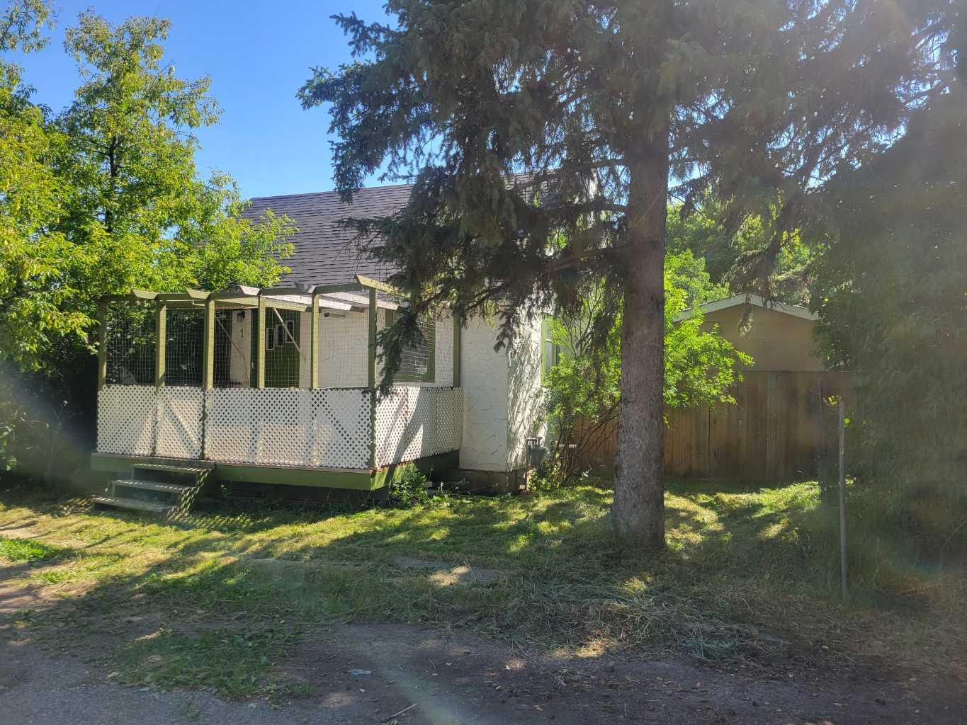 1 Elm Avenue