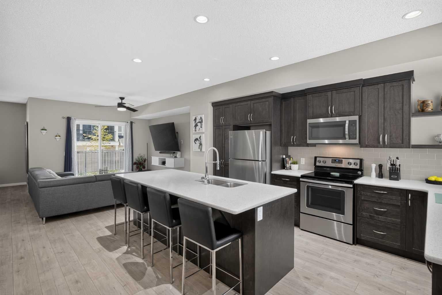 412 Nolanlake Villas NW