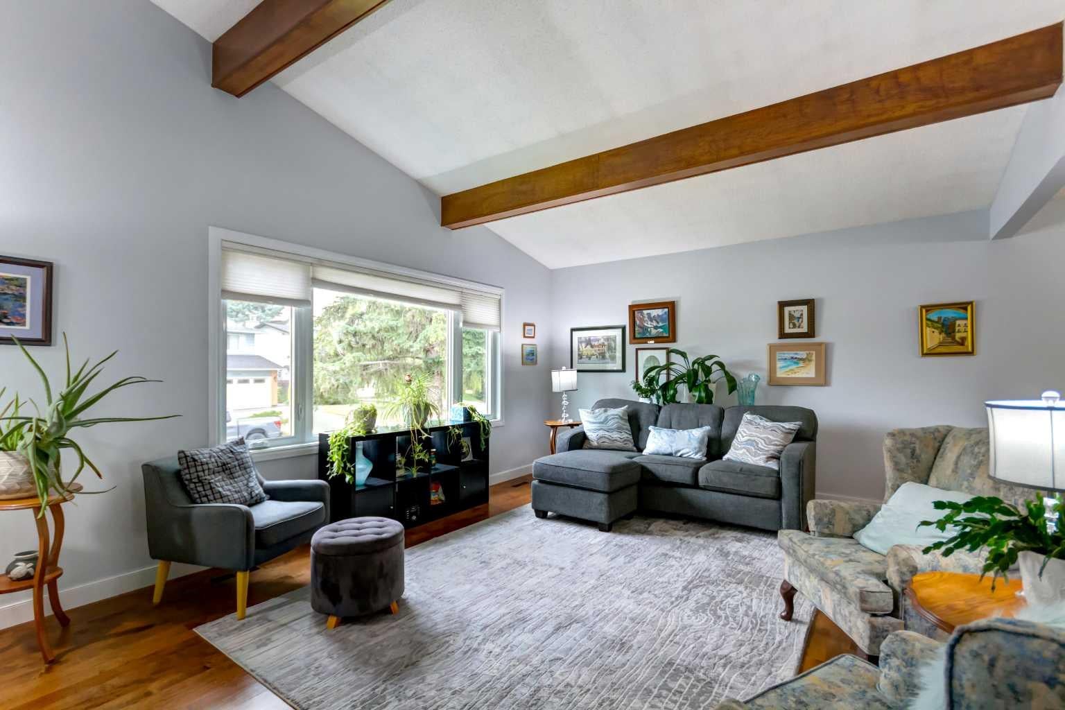 11112 Southdale Road SW